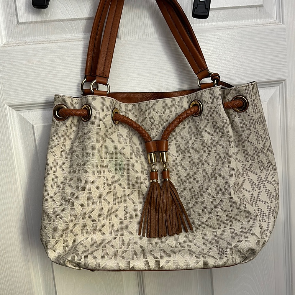 Michael Kors, large Jetset gathered vanilla tote